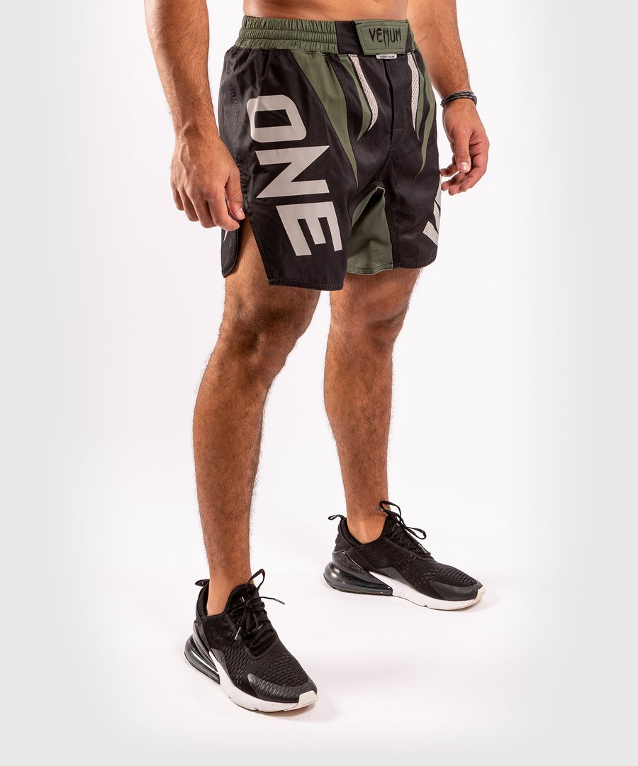 VENUM ONE FC IMPACT FIGHTSHORTS